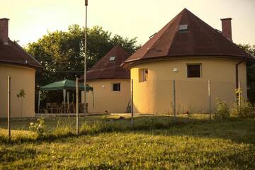 Фото номера Дом с 1 спальней Дома для отпуска Tsar-Petrovo Houses г. Tsar Petrovo 28